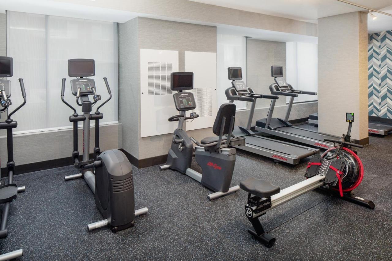 Holiday Inn Express Washington Dc Downtown By Ihg Bagian luar foto