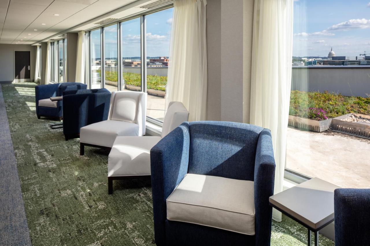Holiday Inn Express Washington Dc Downtown By Ihg Bagian luar foto
